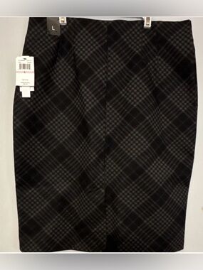 Men's Black Plaid Dress Pants - Tailored Plaid Design